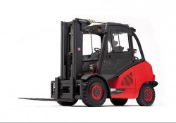 Fenwick H40-H50 thermal front-loading forklifts, winner of the new « iF product Design Award 2012 »!