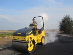 A new series 5 for the 4 tonnes Bomag tandem rollers