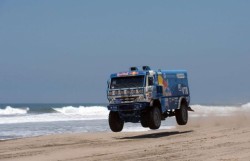 A l’approche du Chili, le classement des camions du Dakar 2013