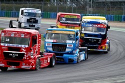Camions, Legend Cars et Pickup Trucks se préparent pour le Grand prix Camions de Magny-Cours des 29 et 30 juin 2013 !