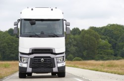 STEF teste le premier Renault Trucks T Euro 6