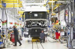 La nouvelle gamme de Renault Trucks obtient le label Origine France Garantie