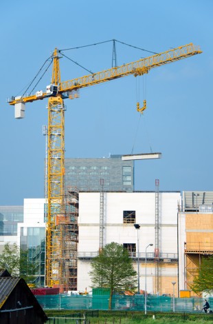 Plus de 1000 grues en Île-de-France : un marché de la démesure