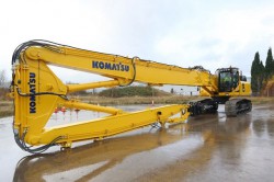 Komatsu выпускает новые модели гусеничного экскаватора, бульдозера и экскаватора для сноса