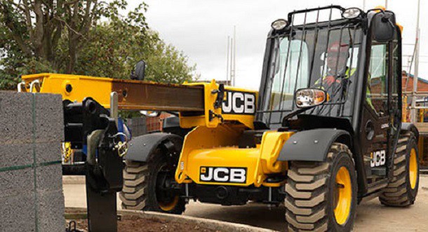 JCB expands their range of handlers 