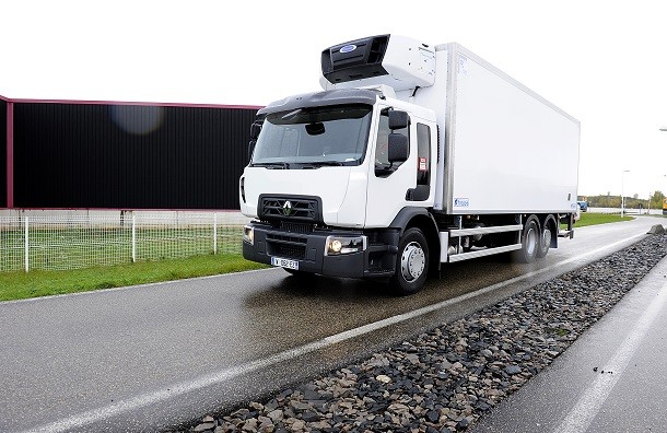 Renault Trucks Equipe La Gamme D Wide Et C Cab 2 3 Avec Des Moteurs Dti 11 Nouveautes Poids Lourds Eci