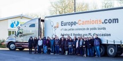 Une nouvelle semi pour le tracteur Kenworth de la société SARL R.E.V.E
