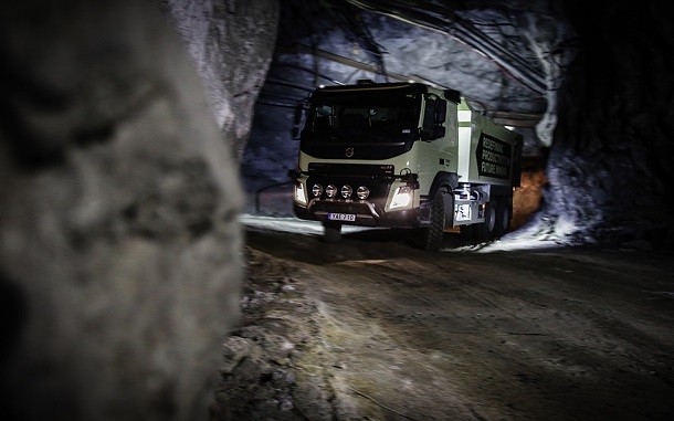 Volvo Trucks : autonomiczne ciężarówki FMX w kopalni