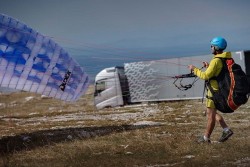 O novo vídeo da Volvo Trucks : The Flying Passenger