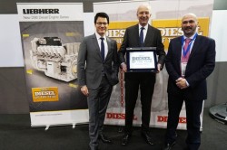 El motor Liebherr D9812 elejido « Motor del año 2017 »