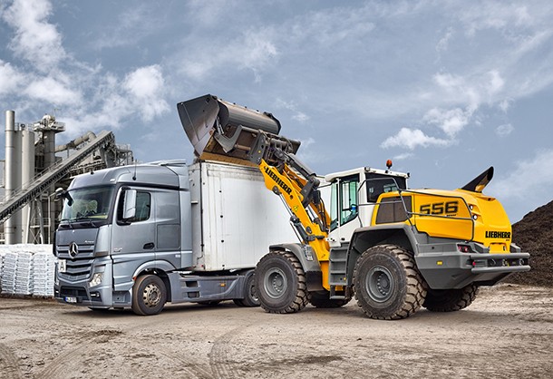Liebherr presente en la feria de la gestión hidrológica, residuos y materias primas