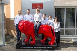 Renault Trucks recrute la deuxième promotion de son école de vente