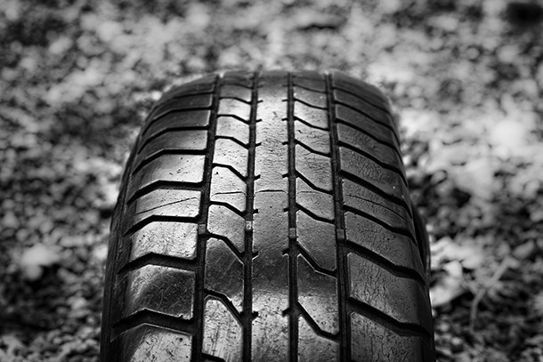 Que veulent dire les chiffres et les lettres sur vos pneus ?