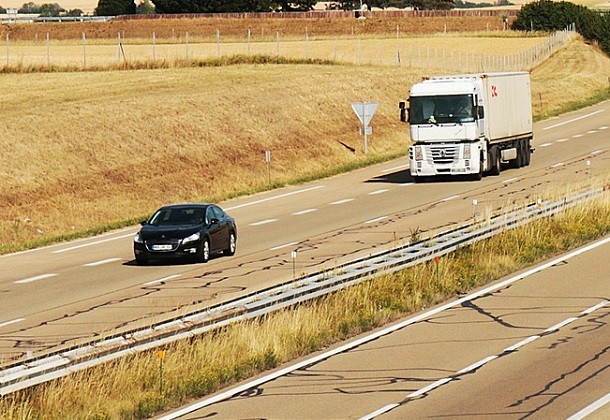 Interdictions de circulation : quels poids lourds détiennent des dérogations ?