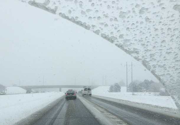 Neige en Île-de-France : les restrictions de circulation touchent surtout les poids lourds