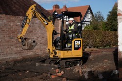 5 new mini hydraulic excavators by CAT
