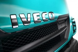 Course de relai Iveco : une boite mystérieuse passe de camion en camion 