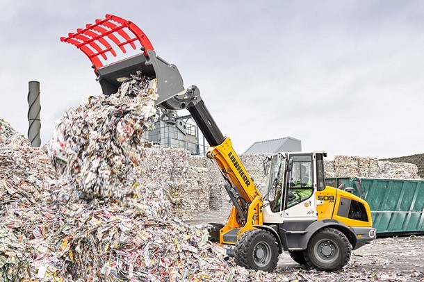 Liebherr présente une chargeuse sur pneus téléscopique !