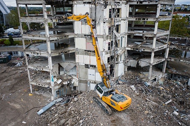 R 940 Demolition, la nouvelle pelle Liebherr !
