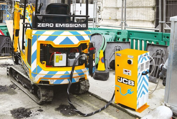 Un chargeur universel pour toutes les machines électriques JCB