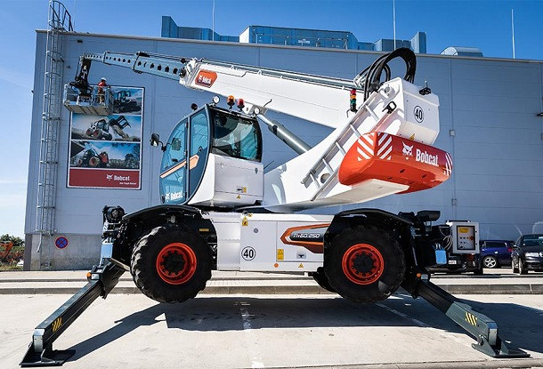 Bobcat lance sa gamme de télescopiques rotatifs