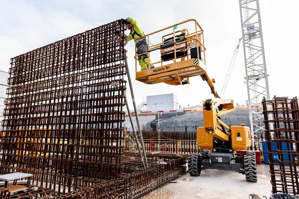 83 plateformes élévatrices Haulotte pour 2 réacteurs nucléaires !