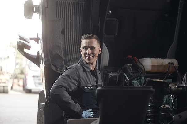 Volvo Trucks ouvre 2 formations pour futurs techniciens