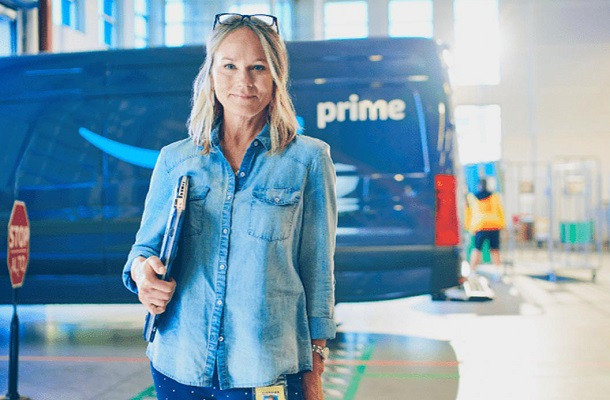 Amazon investe 500 mila euro su aspiranti autotrasportatrici