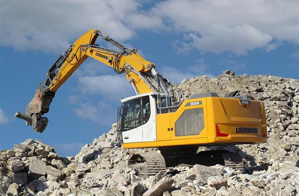 R 928, nouvelle pelle sur chenilles G8 signée Liebherr