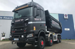 Miloc TP reçoit le 1er Scania V8 8x8