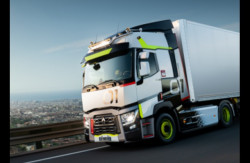 Le 100ème Renault Trucks T Racing !