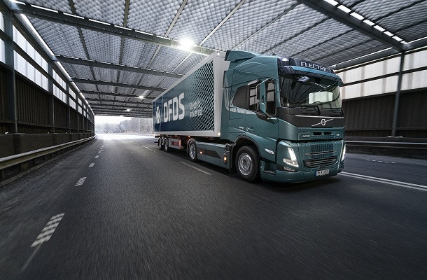 Commande record pour Volvo : 100 FM Electric 