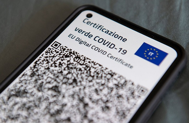 L’obbligo del green pass e il nodo degli autisti stranieri