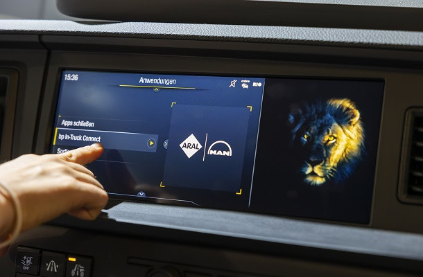 MAN SimplePay&nbsp;: payer directement depuis son camion