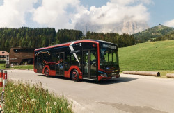 Un midibus électrique MAN à l'assaut des Dolomites