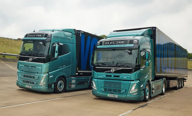 First Volvo electric tractor units approved for Government’s £25,000 plug-in
grant