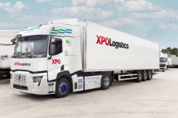 XPO commande 165 poids lourds électriques auprès de Renault Trucks