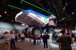 Liebherr revela el T 264, camión minero autónomo a batería