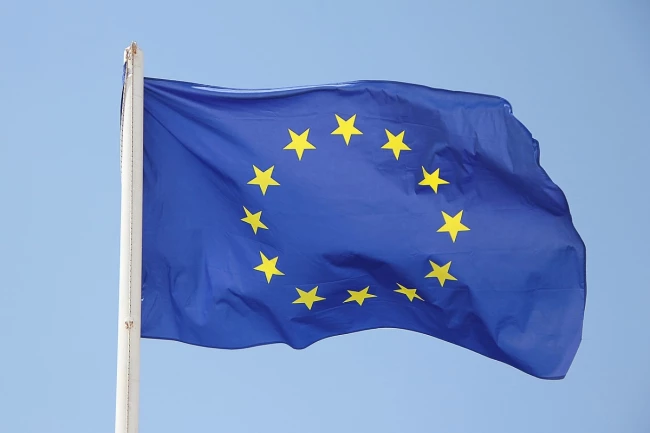 Union Européenne&nbsp;: les nouveaux tachygraphes intelligents obligatoires en&nbsp;2025