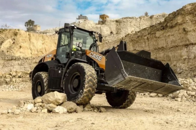 Case innova con la cargadora de ruedas 421G