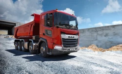 DAF présente son nouveau châssis à 5&nbsp;essieux