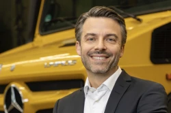 Mercedes-Benz Special Trucks change de direction