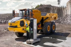 Volvo CE rozpoczyna seryjną produkcję elektrycznych wywrotek