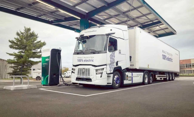 RenaultTtrucks amplia autonomia de tratores elétricos até 660 km