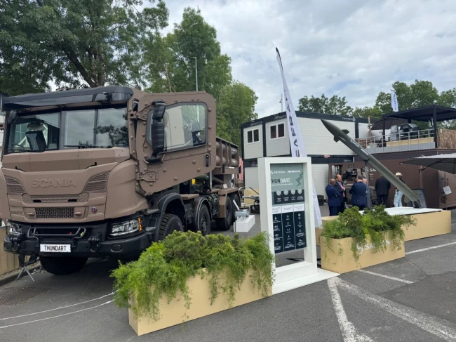 Scania retenu pour produire les châssis 8x8 du THUNDART