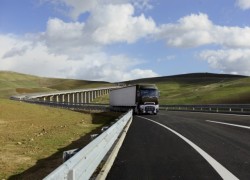 Ecotaxe poids lourds : l’Etat publie les taux de majoration forfaitaire du prix du transport routier
