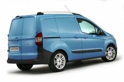 Feira de Birmingham: Ford revela o seu Transit Courier