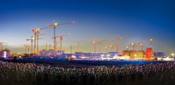 Macaralele-turn 1000 EC-H Liebherr, un succes internaţional