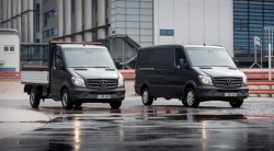 Acelerar-lo de Mercedes-Benz, primeira carrinha comercial Euro 6 ao mundo !