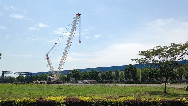 Terex présente sa nouvelle grue sur chenilles LC 300